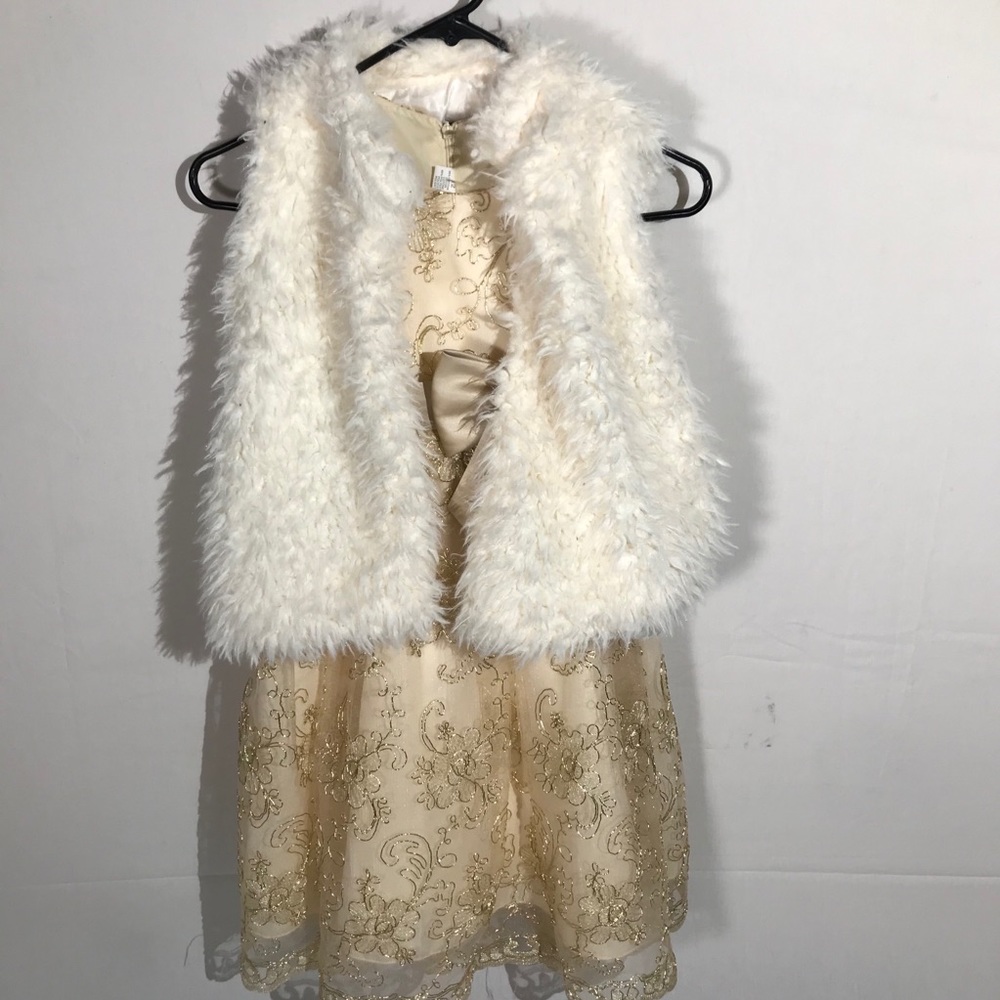 Girls Beautiful Dress, tie ribbon VERY CUTE!!🥰